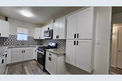 2420 Louise Street #8, Denton, TX 76201 - Photo 7