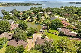 321 Timberlake Dr, Azle, TX 76020 - Photo 3