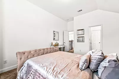 713 Royal Crest Court, McKinney, TX 75072 - Photo 33