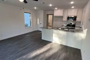 2428 S Fannin Ave, Denison, TX 75020 - Photo 3