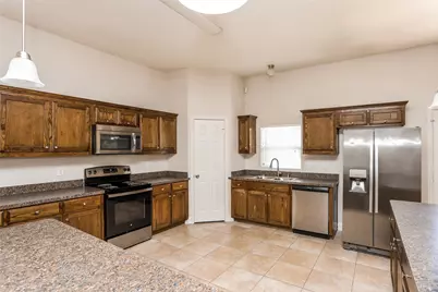 1229 Granada Drive, DeSoto, TX 75115 - Photo 3