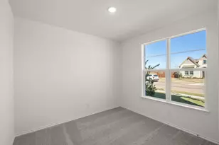 265 Coronado Ct, Granbury, TX 76048 - Photo 17