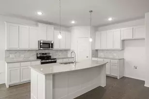 265 Coronado Ct, Granbury, TX 76048 - Photo 3