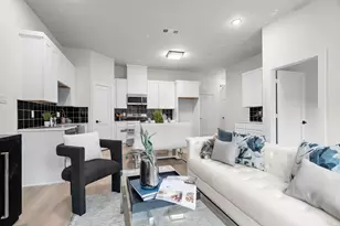 2340 Alsiddiq Dr, Irving, TX 75062 - Photo 11