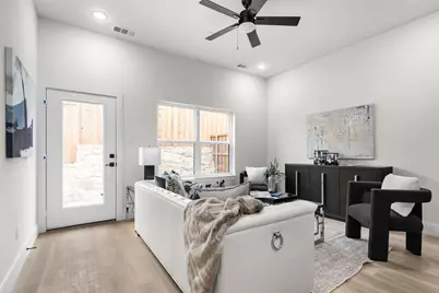 2340 Alsiddiq Drive, Irving, TX 75062 - Photo 9