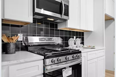 2340 Alsiddiq Drive, Irving, TX 75062 - Photo 7