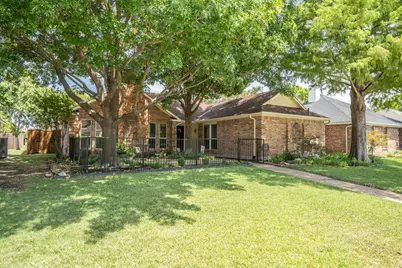 1927 Lavaca Trail, Carrollton, TX 75010 - Photo 1