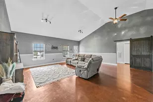 125 Odel Dr, Weatherford, TX 76085 - Photo 3