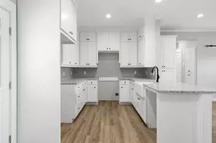 828 Bell St, Sulphur Springs, TX 75482 - Photo 13