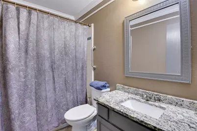 6707 Copperwood Court, Arlington, TX 76001 - Photo 17