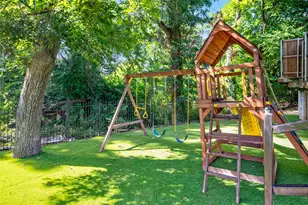 6535 Barkwood Ln, Dallas, TX 75248 - Photo 25