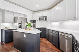 6535 Barkwood Ln, Dallas, TX 75248 - Photo 9