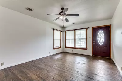 1901 Buck Street, Gainesville, TX 76240 - Photo 3