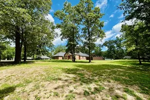 232 Wooded Hills Dr, Powderly, TX 75473 - Photo 23