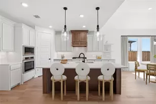 1656 Cedar Elm Wy, Burleson, TX 76028 - Photo 3