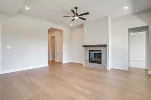 1660 Cedar Elm Wy, Burleson, TX 76028 - Photo 11