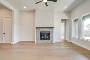 1660 Cedar Elm Wy, Burleson, TX 76028 - Photo 11