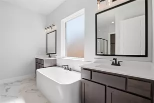 1660 Cedar Elm Wy, Burleson, TX 76028 - Photo 21