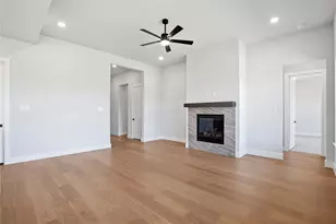 1660 Cedar Elm Wy, Burleson, TX 76028 - Photo 17