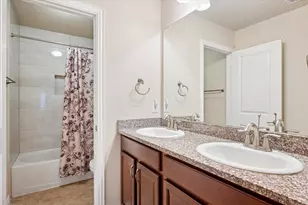 7211 Beranger Dr, Irving, TX 75063 - Photo 25