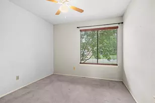 1722 Plantation Rd, Garland, TX 75044 - Photo 11