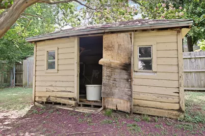 1211 Greenbriar Lane, Cleburne, TX 76033 - Photo 23