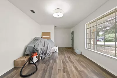 1211 Greenbriar Lane, Cleburne, TX 76033 - Photo 5