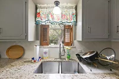 1211 Greenbriar Lane, Cleburne, TX 76033 - Photo 11