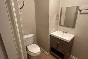 701 Hulme St, Bowie, TX 76230 - Photo 13