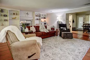 000 Laguna Ln, Austin, TX 78746 - Photo 11