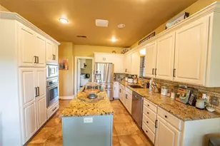 8 Northglen Rd, Breckenridge, TX 76424 - Photo 9