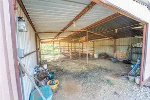 8 Northglen Rd, Breckenridge, TX 76424 - Photo 29