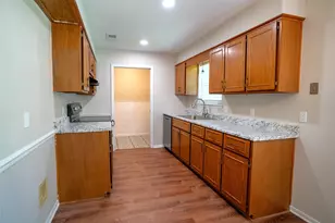 2020 Hubbard, Paris, TX 75460 - Photo 7