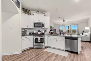 732 Jamestown Ln, Fate, TX 75189 - Photo 9