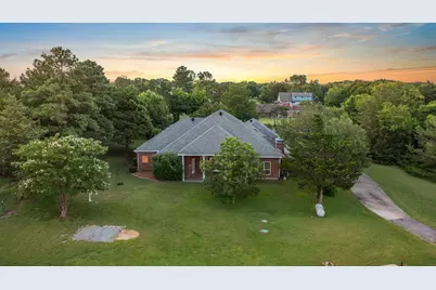 106 Glenwood Drive, Denison, TX 75020 - Photo 35