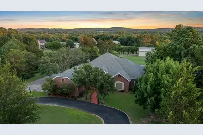 106 Glenwood Drive, Denison, TX 75020 - Photo 1