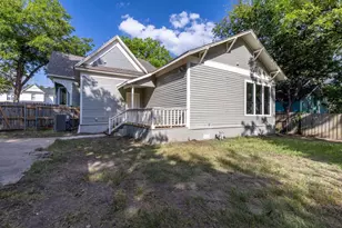 607 N Dallas St, Ennis, TX 75119 - Photo 35