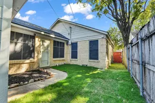 341 Emma St, Fort Worth, TX 76111 - Photo 23