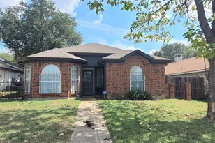 1310 Lloyd Dr, Duncanville, TX 75137 - Photo 1