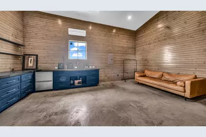 11802 E Rocky Creek Road, Crowley, TX 76036 - Photo 37