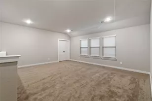 652 Congressional Ave, Red Oak, TX 75154 - Photo 5