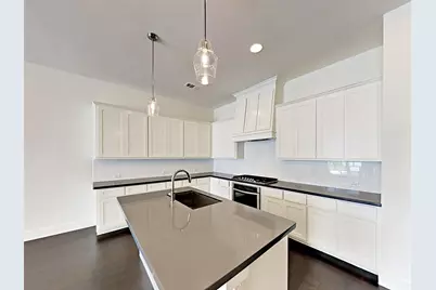 324 Templeton Drive, Fort Worth, TX 76107 - Photo 7