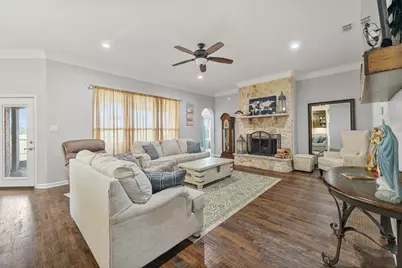 152 Crenshaw Ct Street, Stephenville, TX 76401 - Photo 9