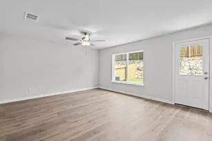 4135 Lava Frst Dr, Dallas, TX 75241 - Photo 7