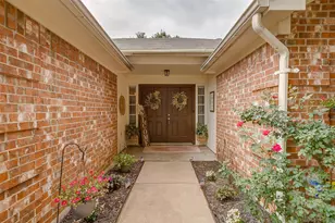 304 Comanche Walk, Joshua, TX 76058 - Photo 3