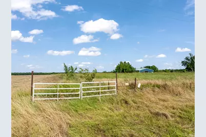 4085 S Fm 196, Blossom, TX 75416 - Photo 19