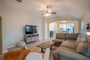 5505 Thunder Bay Dr, Fort Worth, TX 76119 - Photo 3