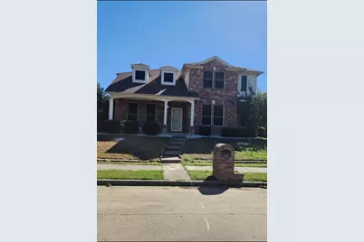 2952 Gospel Drive, Dallas, TX 75237 - Photo 1