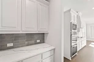 643 Crystal Lk Ln, Red Oak, TX 75154 - Photo 13