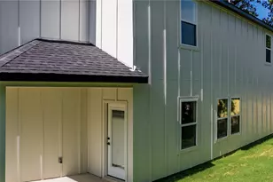 702 W Rochester St, Terrell, TX 75160 - Photo 13